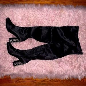 Blue by Betsey Johnson HARMONI Boots size 6